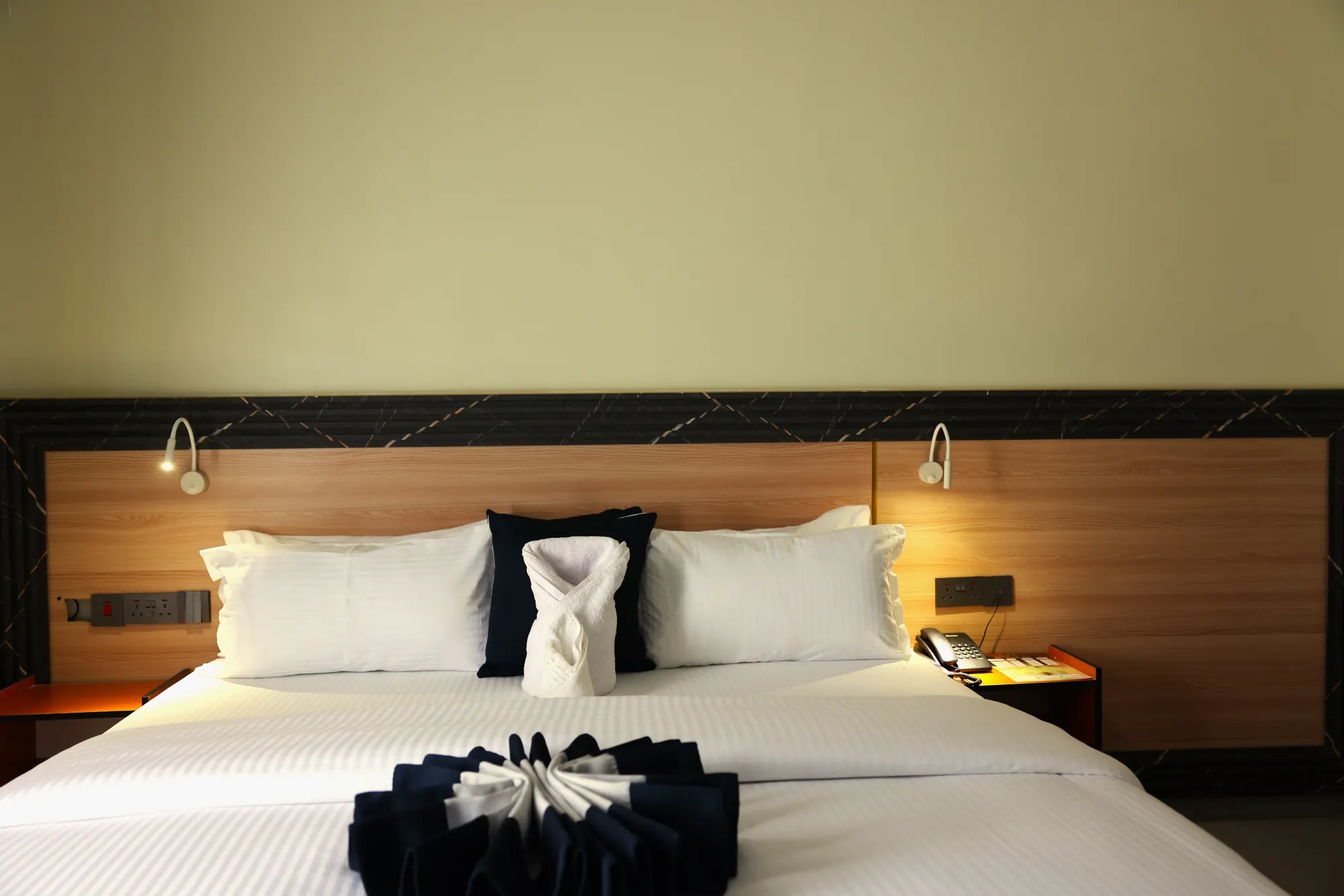 Classic room at Lighthouse Lodge
